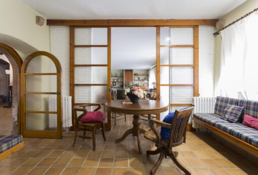 000268 – RENOVATED CATALAN COUNTRY HOUSE - Image 16