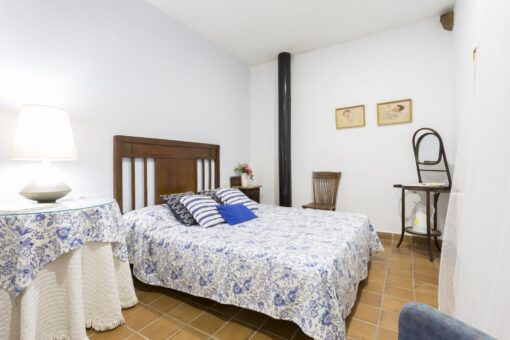 000268 – RENOVATED CATALAN COUNTRY HOUSE - Image 27