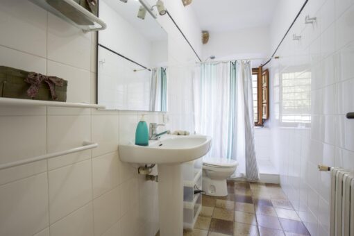 000268 – RENOVATED CATALAN COUNTRY HOUSE - Image 29