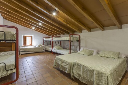 000268 – RENOVATED CATALAN COUNTRY HOUSE - Image 44