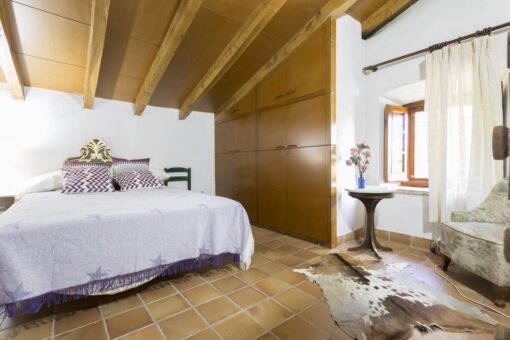 000268 – RENOVATED CATALAN COUNTRY HOUSE - Image 47