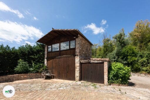 000462 Country house with a project for a campsite - Image 16