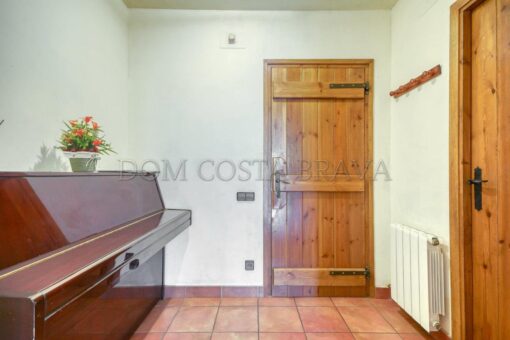 000593 CASA ADOSADA CON PISCINA EN RIUDAURA - Imagen 19