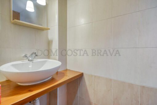 000593 CASA ADOSADA CON PISCINA EN RIUDAURA - Imagen 31