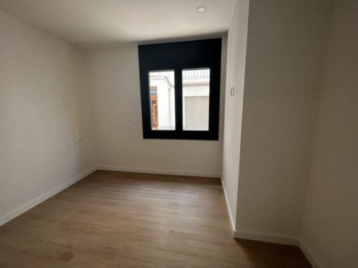 000657 PISO EN EL CENTRO DE ROSES - Imagen 8