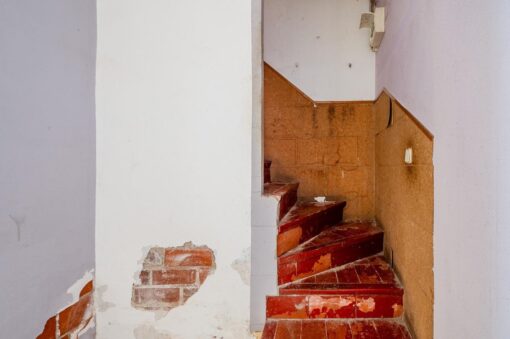 000665 – Casa Adosada en Llagostera con Gran Potencial de Reforma - Imagen 4