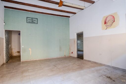 000665 – Casa Adosada en Llagostera con Gran Potencial de Reforma - Imagen 23
