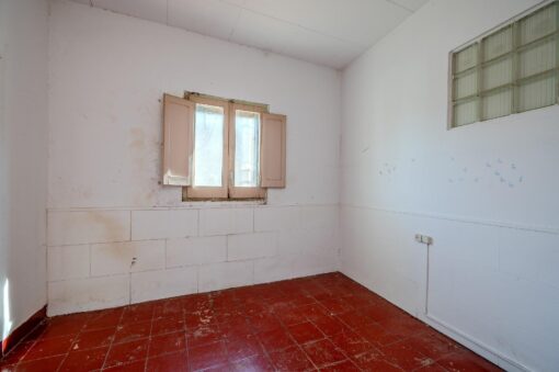 000665 – Casa Adosada en Llagostera con Gran Potencial de Reforma - Imagen 28