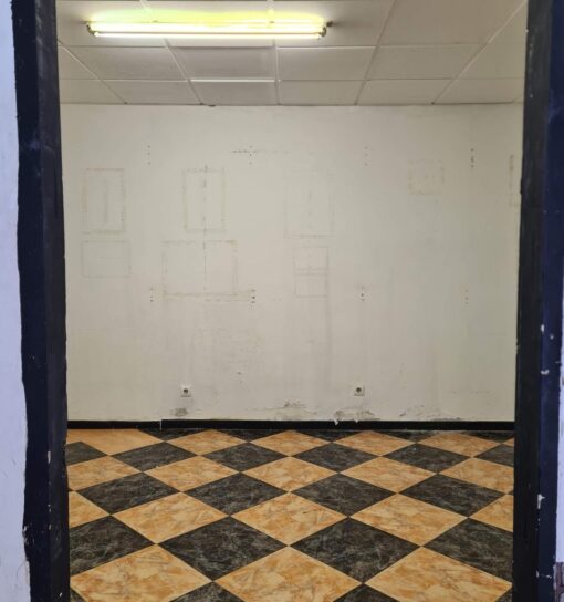 000685 LOCAL COMERCIAL - Imagen 2