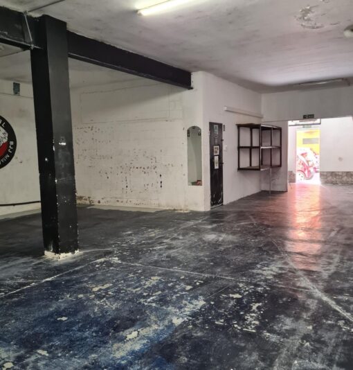 000685 LOCAL COMERCIAL - Imagen 40